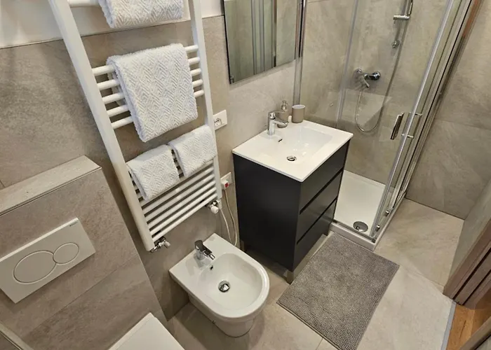 Lunis בית הארחה