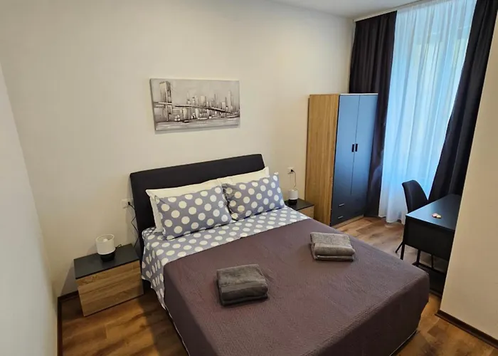 Lunis טריאסטה